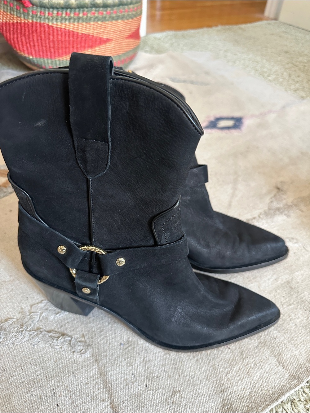 Dolce Vita Black Pointed-Toe Western Ankle Boots with Gold Accent